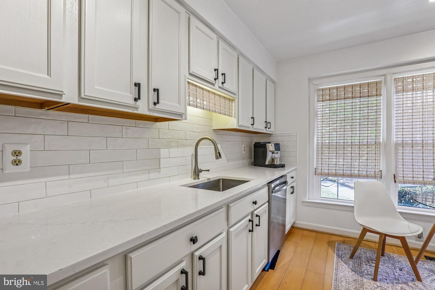 2715 SHAWN LEIGH DR, VIENNA, Virginia 22181, 3 Bedrooms Bedrooms, ,2 BathroomsBathrooms,Residential,For sale,2715 SHAWN LEIGH DR,VAFX2289584 MLS # VAFX2289584