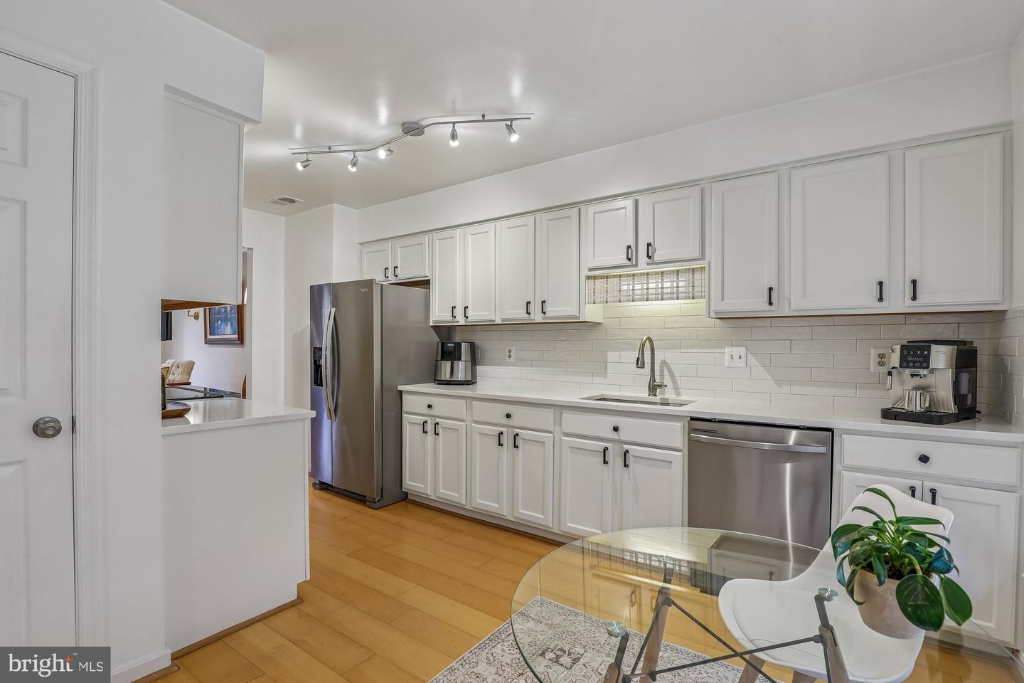 2715 SHAWN LEIGH DR, VIENNA, Virginia 22181, 3 Bedrooms Bedrooms, ,2 BathroomsBathrooms,Residential,For sale,2715 SHAWN LEIGH DR,VAFX2289584 MLS # VAFX2289584