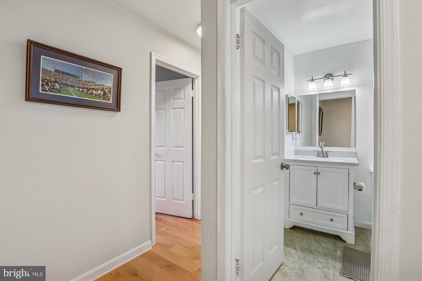 2715 SHAWN LEIGH DR, VIENNA, Virginia 22181, 3 Bedrooms Bedrooms, ,2 BathroomsBathrooms,Residential,For sale,2715 SHAWN LEIGH DR,VAFX2289584 MLS # VAFX2289584