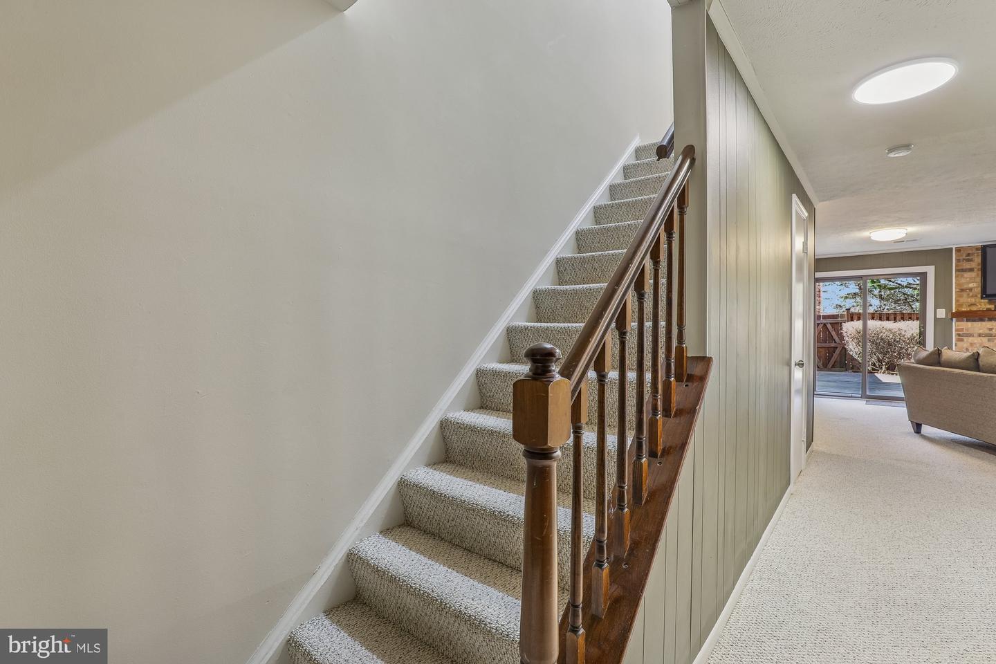 2715 SHAWN LEIGH DR, VIENNA, Virginia 22181, 3 Bedrooms Bedrooms, ,2 BathroomsBathrooms,Residential,For sale,2715 SHAWN LEIGH DR,VAFX2289584 MLS # VAFX2289584