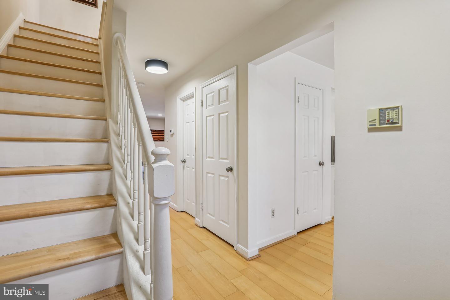 2715 SHAWN LEIGH DR, VIENNA, Virginia 22181, 3 Bedrooms Bedrooms, ,2 BathroomsBathrooms,Residential,For sale,2715 SHAWN LEIGH DR,VAFX2289584 MLS # VAFX2289584