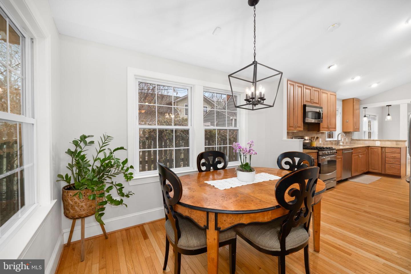 106 E MAPLE ST, ALEXANDRIA, Virginia 22301, 4 Bedrooms Bedrooms, ,3 BathroomsBathrooms,Residential,For sale,106 E MAPLE ST,VAAX2053928 MLS # VAAX2053928