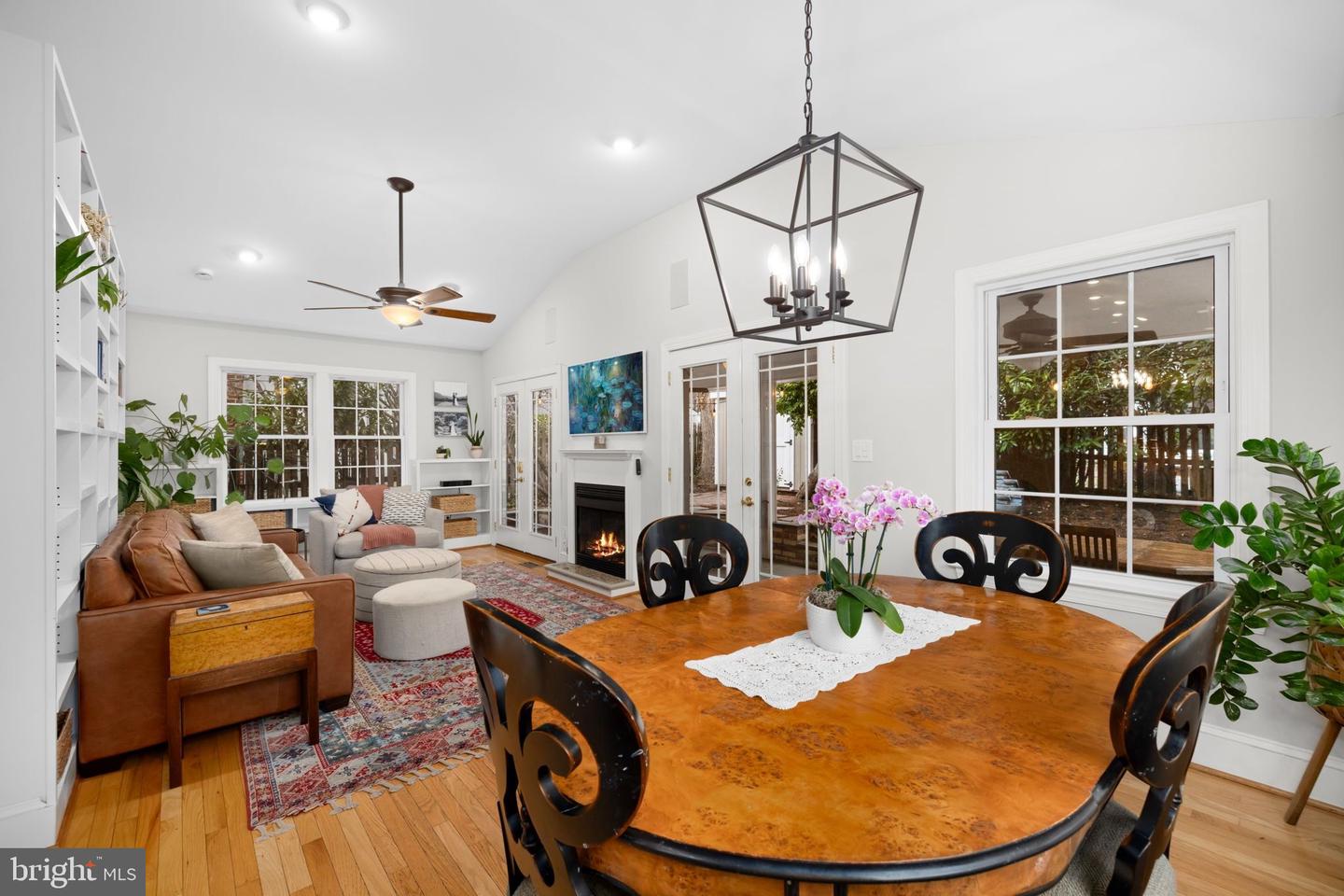 106 E MAPLE ST, ALEXANDRIA, Virginia 22301, 4 Bedrooms Bedrooms, ,3 BathroomsBathrooms,Residential,For sale,106 E MAPLE ST,VAAX2053928 MLS # VAAX2053928