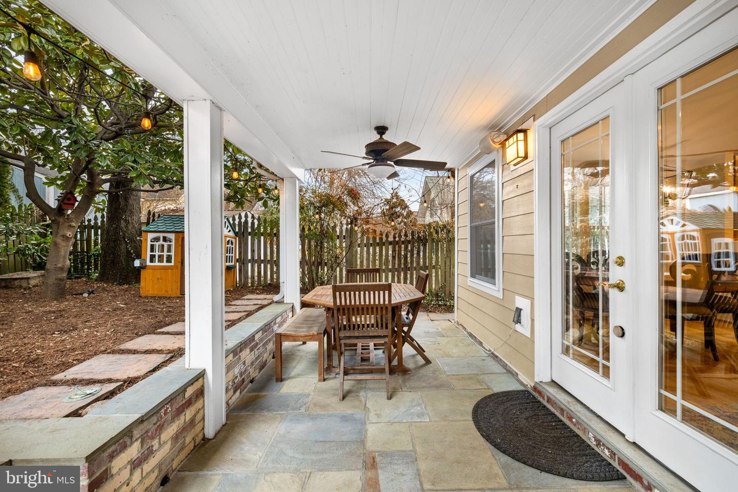 106 E MAPLE ST, ALEXANDRIA, Virginia 22301, 4 Bedrooms Bedrooms, ,3 BathroomsBathrooms,Residential,For sale,106 E MAPLE ST,VAAX2053928 MLS # VAAX2053928