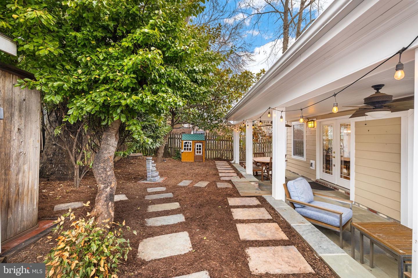 106 E MAPLE ST, ALEXANDRIA, Virginia 22301, 4 Bedrooms Bedrooms, ,3 BathroomsBathrooms,Residential,For sale,106 E MAPLE ST,VAAX2053928 MLS # VAAX2053928