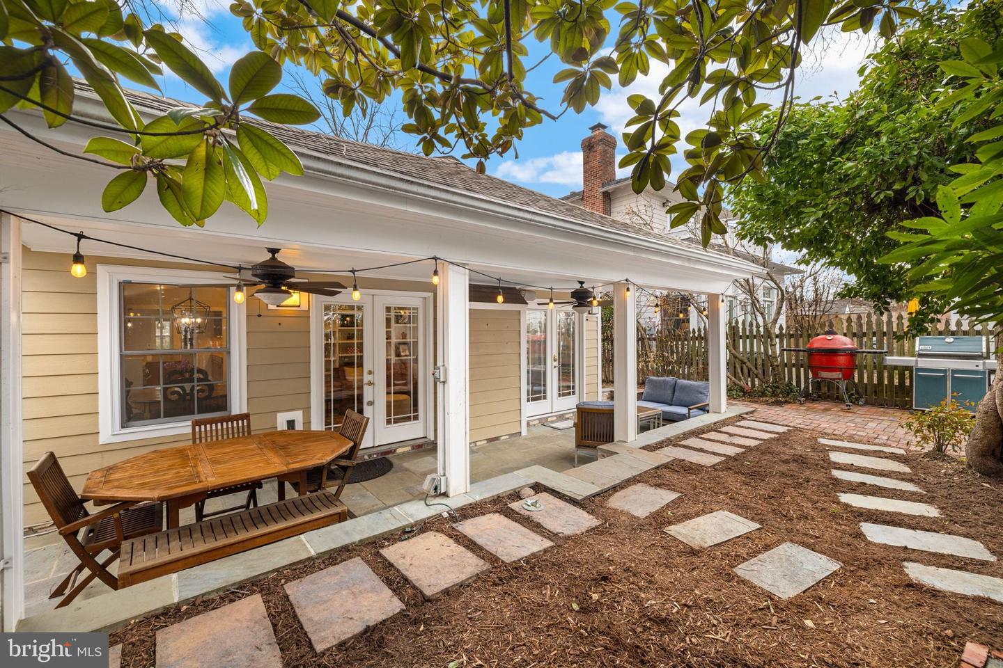 106 E MAPLE ST, ALEXANDRIA, Virginia 22301, 4 Bedrooms Bedrooms, ,3 BathroomsBathrooms,Residential,For sale,106 E MAPLE ST,VAAX2053928 MLS # VAAX2053928