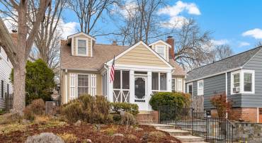 106 E MAPLE ST, ALEXANDRIA, Virginia 22301, 4 Bedrooms Bedrooms, ,3 BathroomsBathrooms,Residential,For sale,106 E MAPLE ST,VAAX2053928 MLS # VAAX2053928