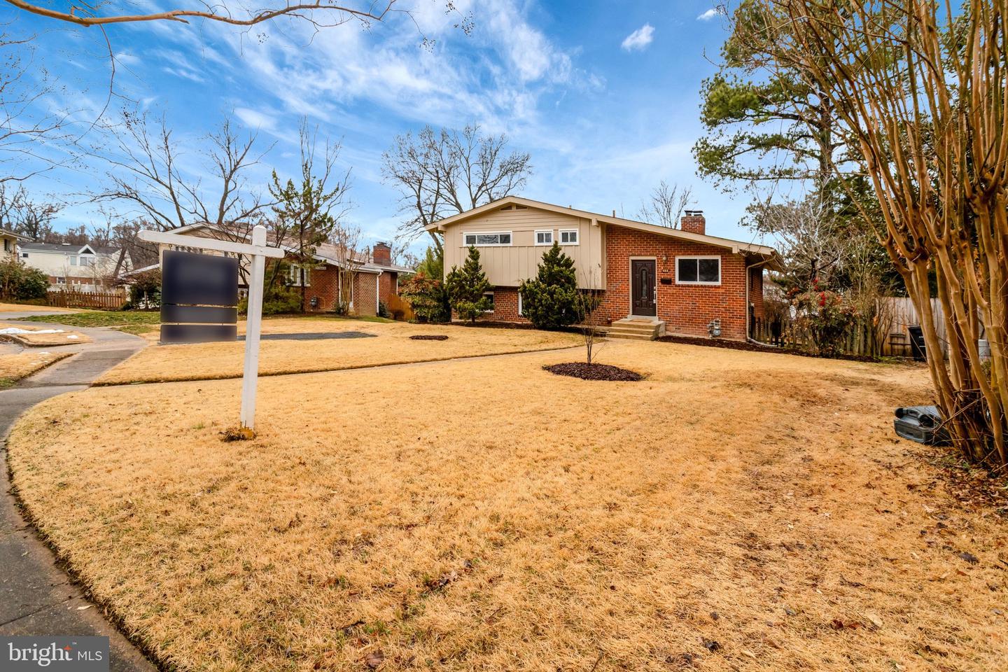 488 N OWEN ST, ALEXANDRIA, Virginia 22304, 3 Bedrooms Bedrooms, 6 Rooms Rooms,2 BathroomsBathrooms,Residential,For sale,488 N OWEN ST,VAAX2053930 MLS # VAAX2053930