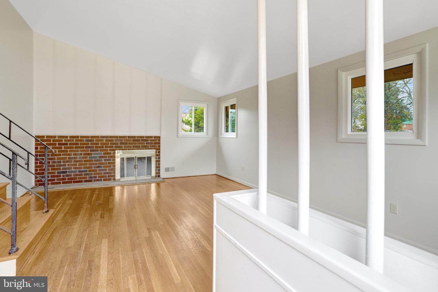 488 N OWEN ST, ALEXANDRIA, Virginia 22304, 3 Bedrooms Bedrooms, 6 Rooms Rooms,2 BathroomsBathrooms,Residential,For sale,488 N OWEN ST,VAAX2053930 MLS # VAAX2053930