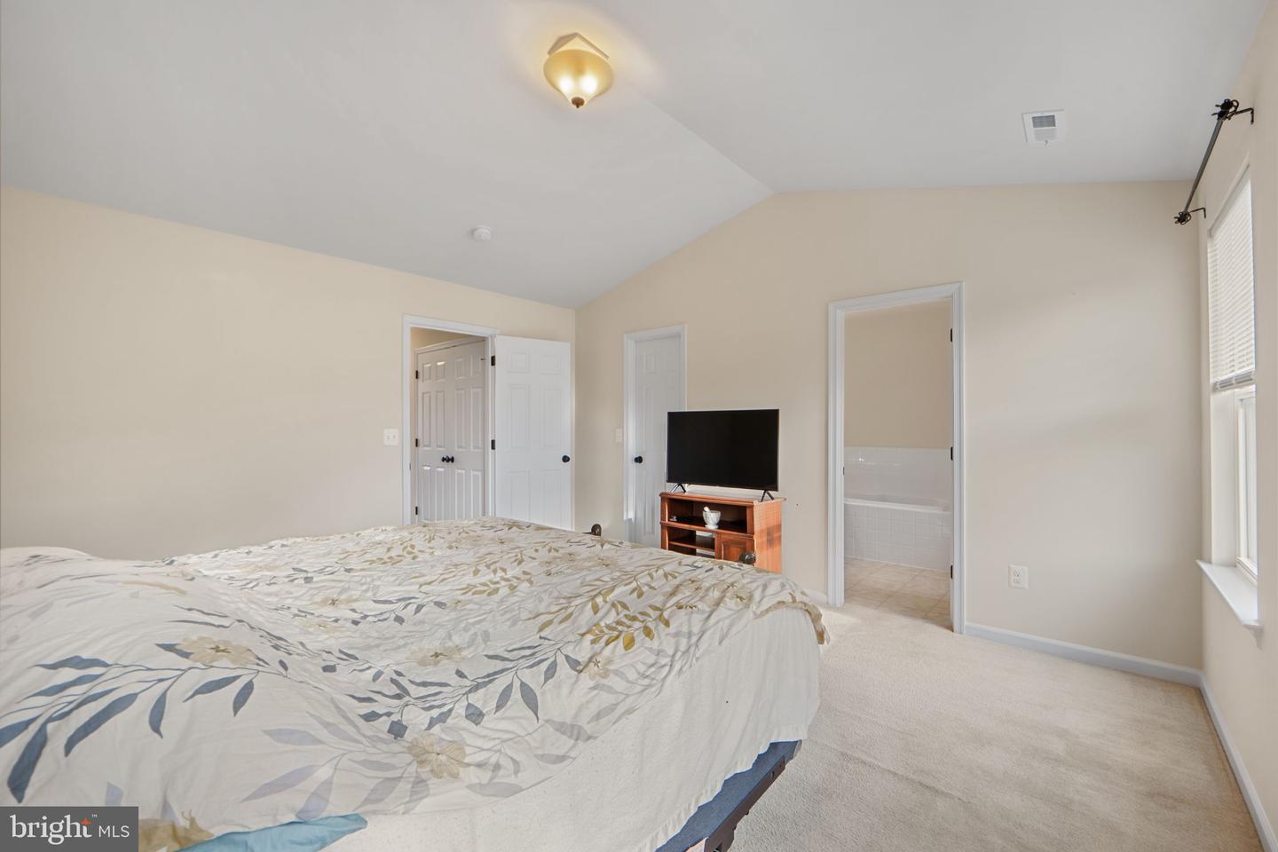 2210 MALLARD LANDING DR, FREDERICKSBURG, Virginia 22408, 4 Bedrooms Bedrooms, ,3 BathroomsBathrooms,Residential,For sale,2210 MALLARD LANDING DR,VASP2039158 MLS # VASP2039158