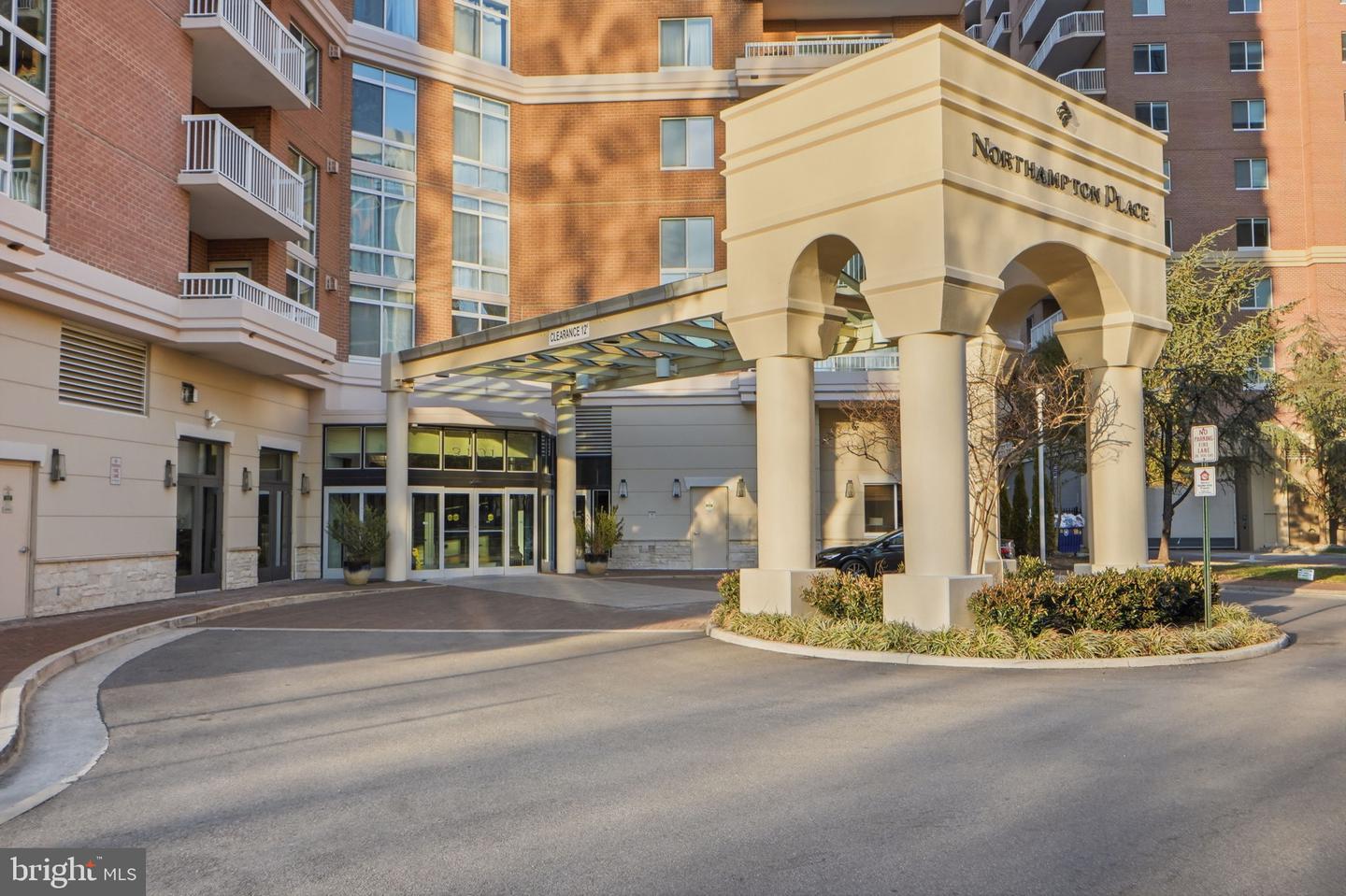 3101 N HAMPTON DR #608, ALEXANDRIA, Virginia 22302, 1 Bedroom Bedrooms, ,1 BathroomBathrooms,Residential,For sale,3101 N HAMPTON DR #608,VAAX2053946 MLS # VAAX2053946