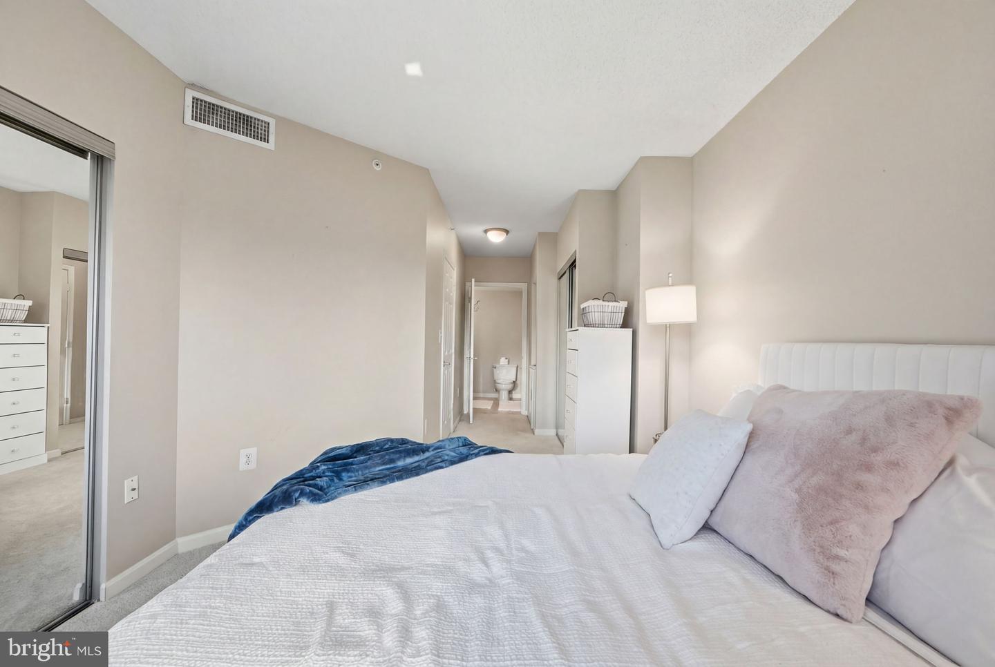 3101 N HAMPTON DR #608, ALEXANDRIA, Virginia 22302, 1 Bedroom Bedrooms, ,1 BathroomBathrooms,Residential,For sale,3101 N HAMPTON DR #608,VAAX2053946 MLS # VAAX2053946