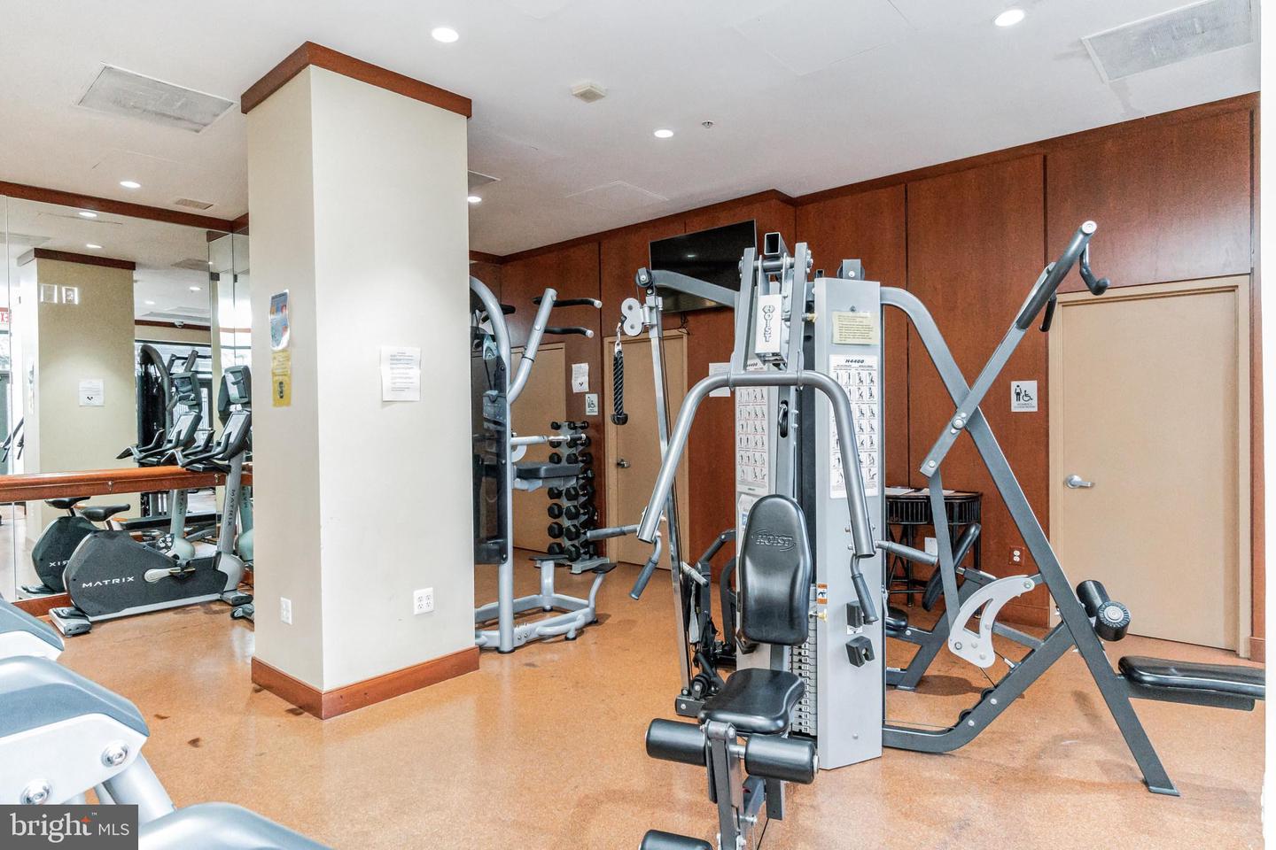 3101 N HAMPTON DR #608, ALEXANDRIA, Virginia 22302, 1 Bedroom Bedrooms, ,1 BathroomBathrooms,Residential,For sale,3101 N HAMPTON DR #608,VAAX2053946 MLS # VAAX2053946