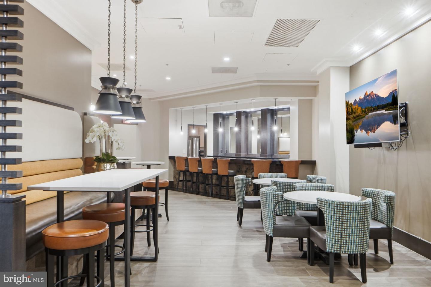 3101 N HAMPTON DR #608, ALEXANDRIA, Virginia 22302, 1 Bedroom Bedrooms, ,1 BathroomBathrooms,Residential,For sale,3101 N HAMPTON DR #608,VAAX2053946 MLS # VAAX2053946