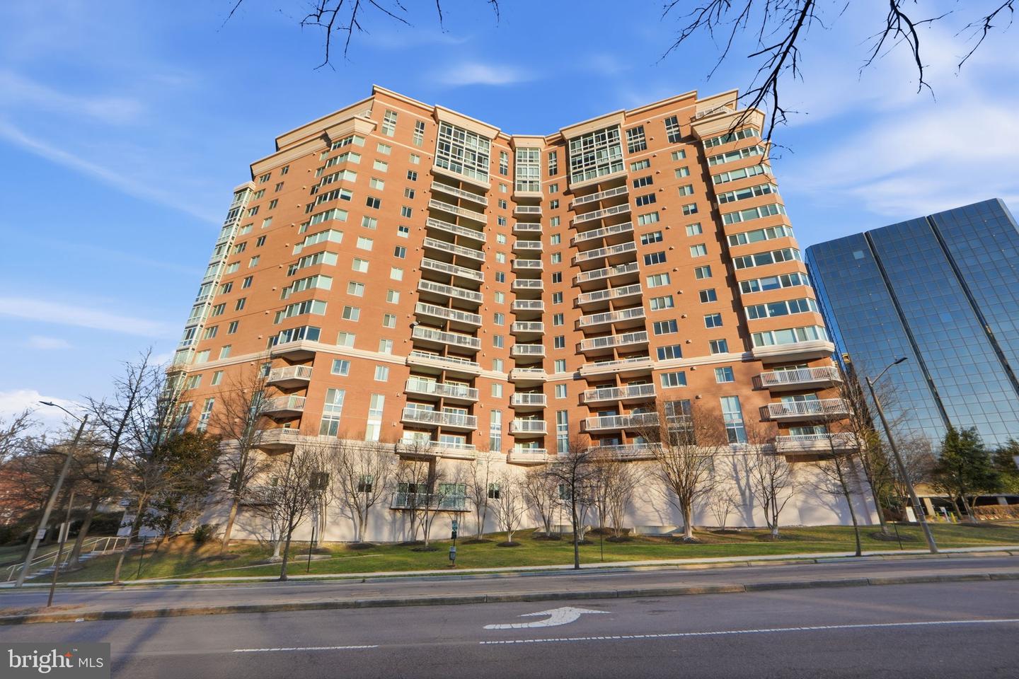 3101 N HAMPTON DR #608, ALEXANDRIA, Virginia 22302, 1 Bedroom Bedrooms, ,1 BathroomBathrooms,Residential,For sale,3101 N HAMPTON DR #608,VAAX2053946 MLS # VAAX2053946