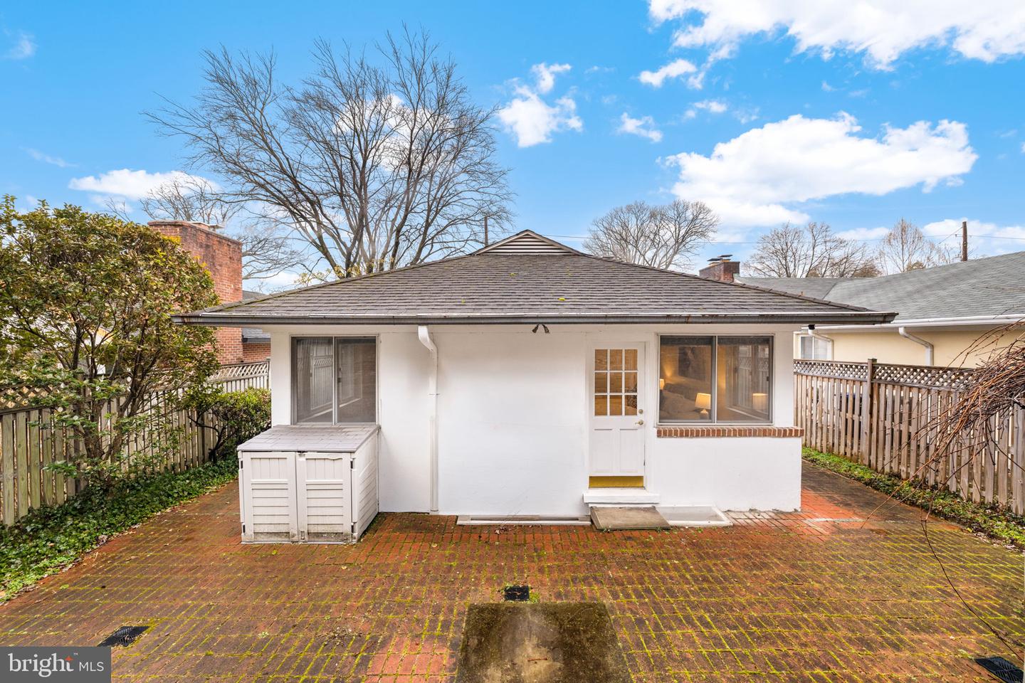 1615 45TH ST NW, WASHINGTON, District Of Columbia 20007, 5 Bedrooms Bedrooms, ,2 BathroomsBathrooms,Residential,For sale,1615 45TH ST NW,DCDC2245242 MLS # DCDC2245242