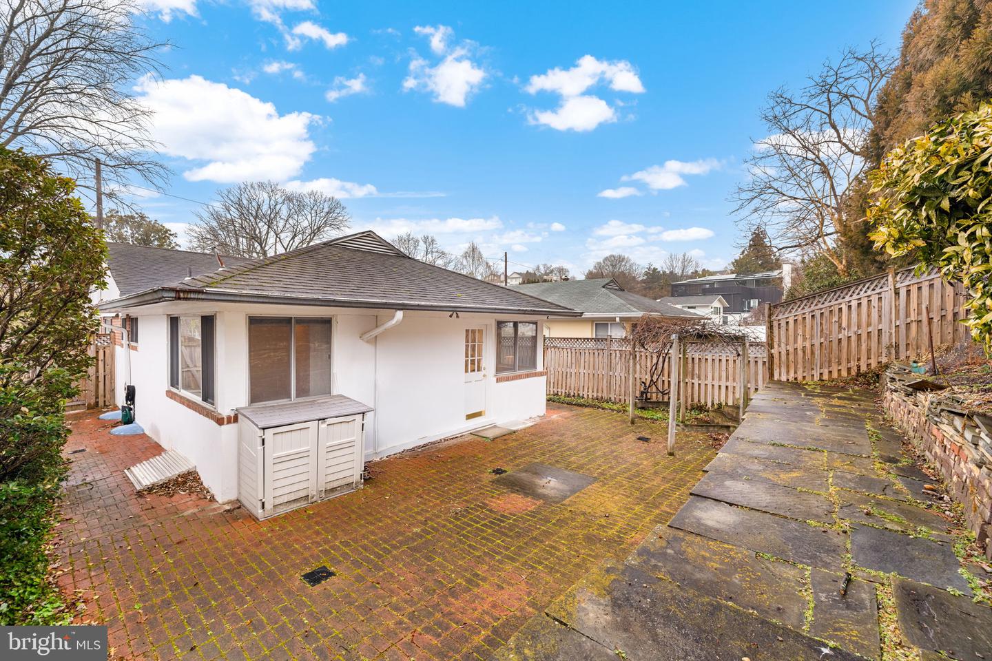 1615 45TH ST NW, WASHINGTON, District Of Columbia 20007, 5 Bedrooms Bedrooms, ,2 BathroomsBathrooms,Residential,For sale,1615 45TH ST NW,DCDC2245242 MLS # DCDC2245242