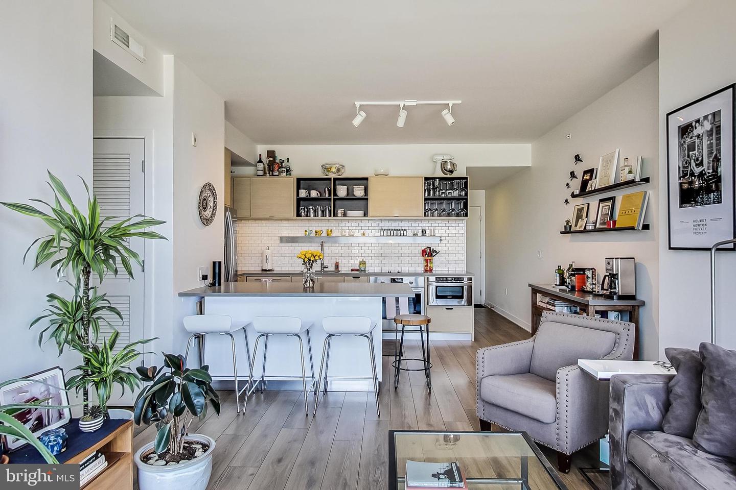 2030 8TH ST NW #409, WASHINGTON, District Of Columbia 20001, 2 Bedrooms Bedrooms, ,2 BathroomsBathrooms,Residential,For sale,2030 8TH ST NW #409,DCDC2245294 MLS # DCDC2245294