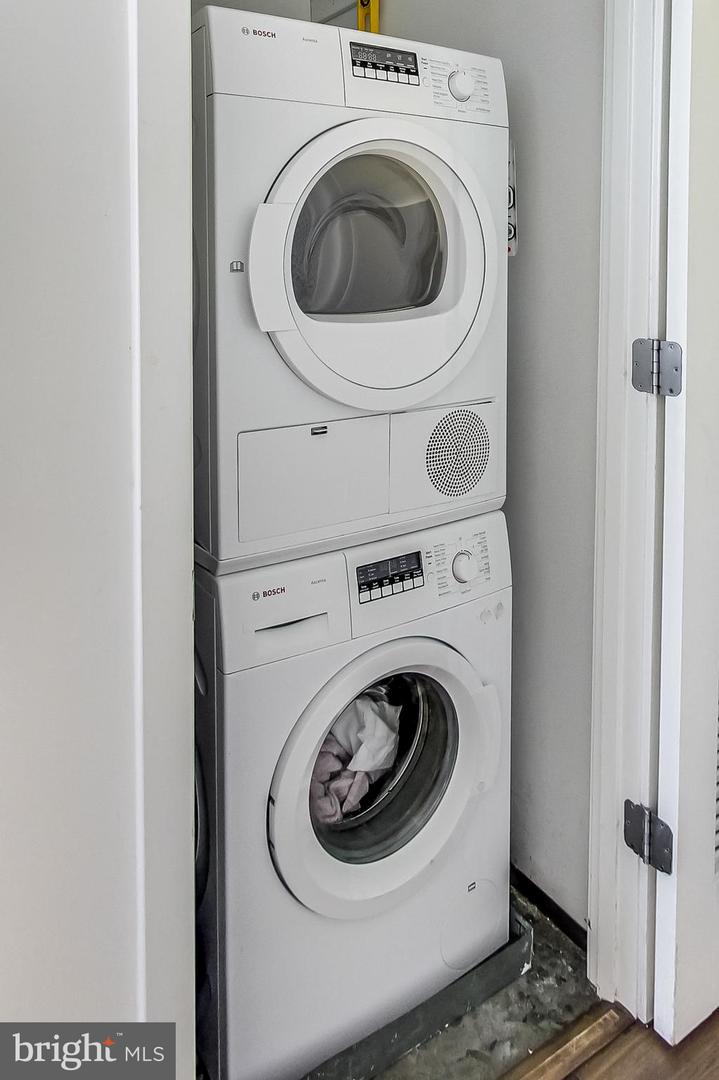 2030 8TH ST NW #409, WASHINGTON, District Of Columbia 20001, 2 Bedrooms Bedrooms, ,2 BathroomsBathrooms,Residential,For sale,2030 8TH ST NW #409,DCDC2245294 MLS # DCDC2245294