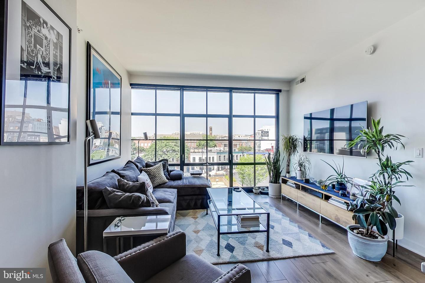 2030 8TH ST NW #409, WASHINGTON, District Of Columbia 20001, 2 Bedrooms Bedrooms, ,2 BathroomsBathrooms,Residential,For sale,2030 8TH ST NW #409,DCDC2245294 MLS # DCDC2245294