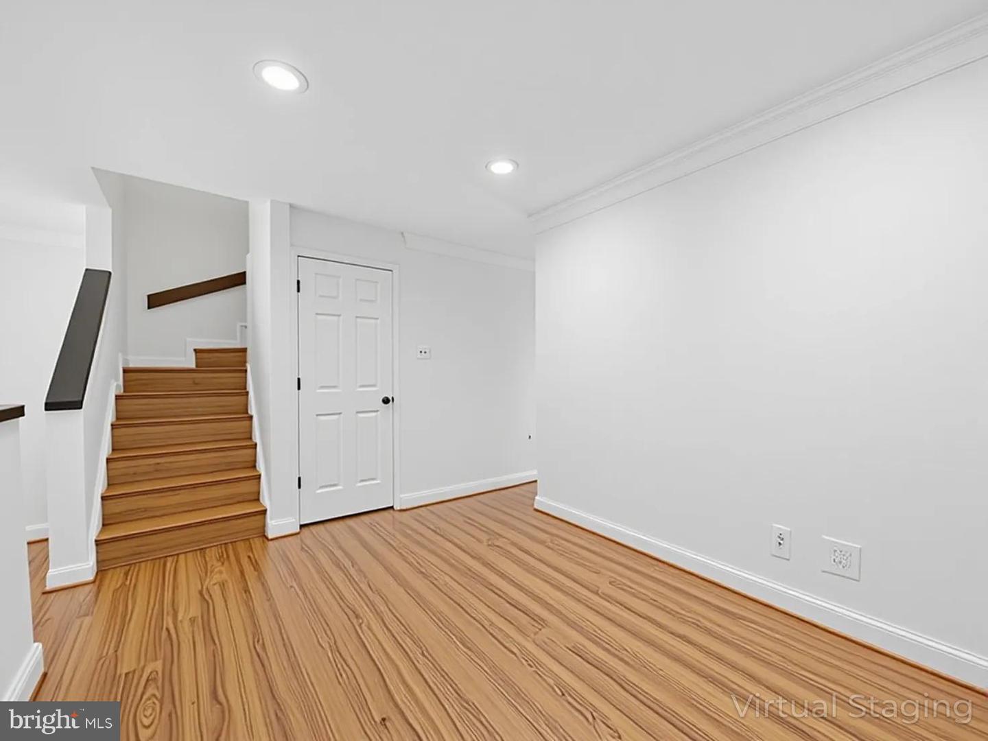 5552 PEPPERCORN DR, BURKE, Virginia 22015, 3 Bedrooms Bedrooms, ,2 BathroomsBathrooms,Residential,For sale,5552 PEPPERCORN DR,VAFX2290054 MLS # VAFX2290054