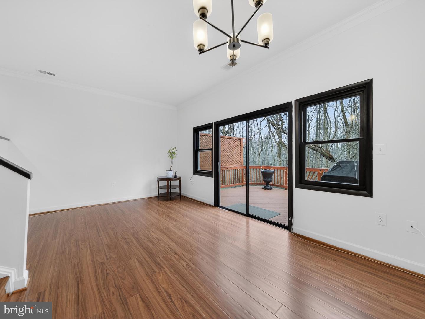 5552 PEPPERCORN DR, BURKE, Virginia 22015, 3 Bedrooms Bedrooms, ,2 BathroomsBathrooms,Residential,For sale,5552 PEPPERCORN DR,VAFX2290054 MLS # VAFX2290054