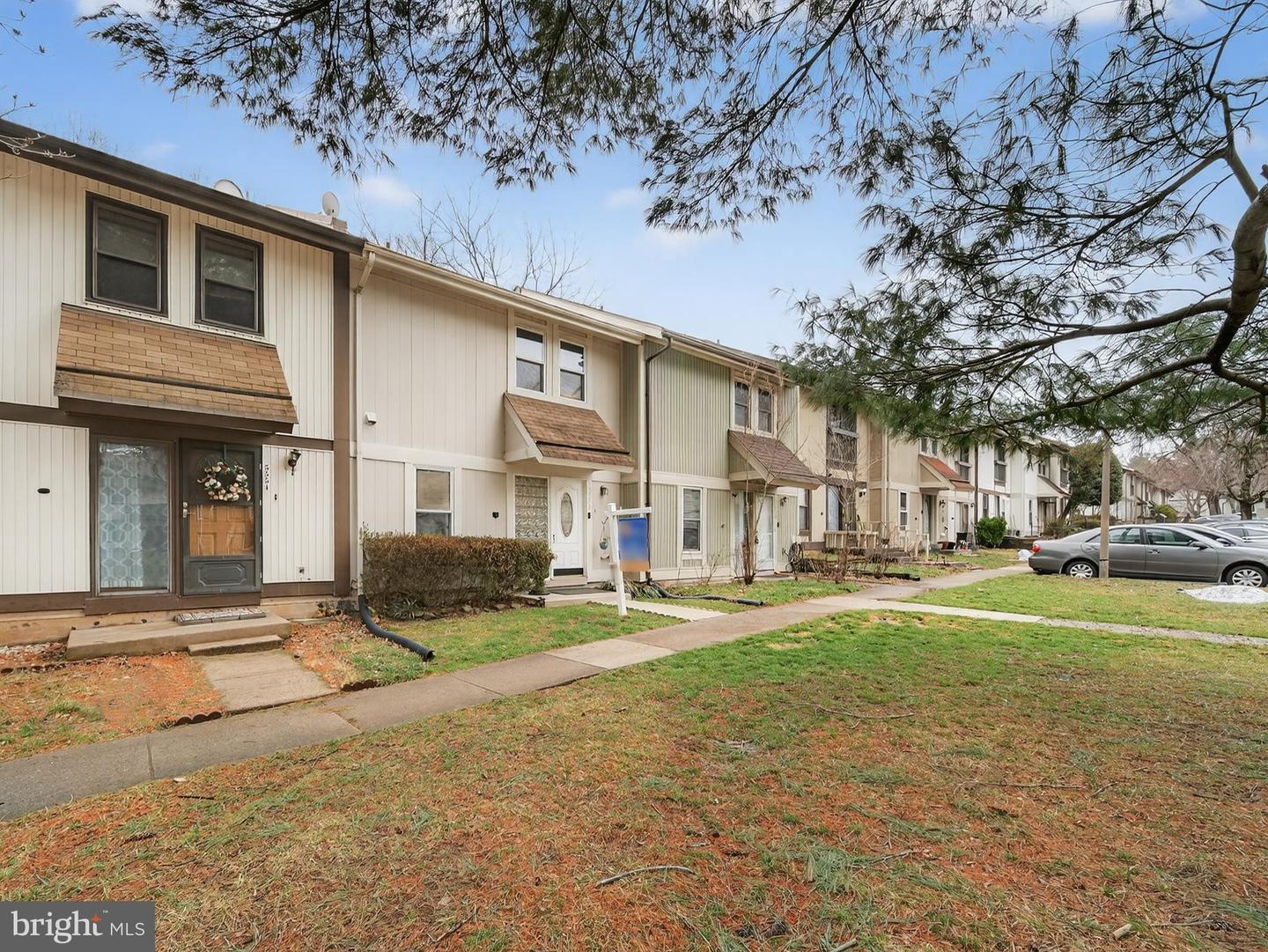 5552 PEPPERCORN DR, BURKE, Virginia 22015, 3 Bedrooms Bedrooms, ,2 BathroomsBathrooms,Residential,For sale,5552 PEPPERCORN DR,VAFX2290054 MLS # VAFX2290054