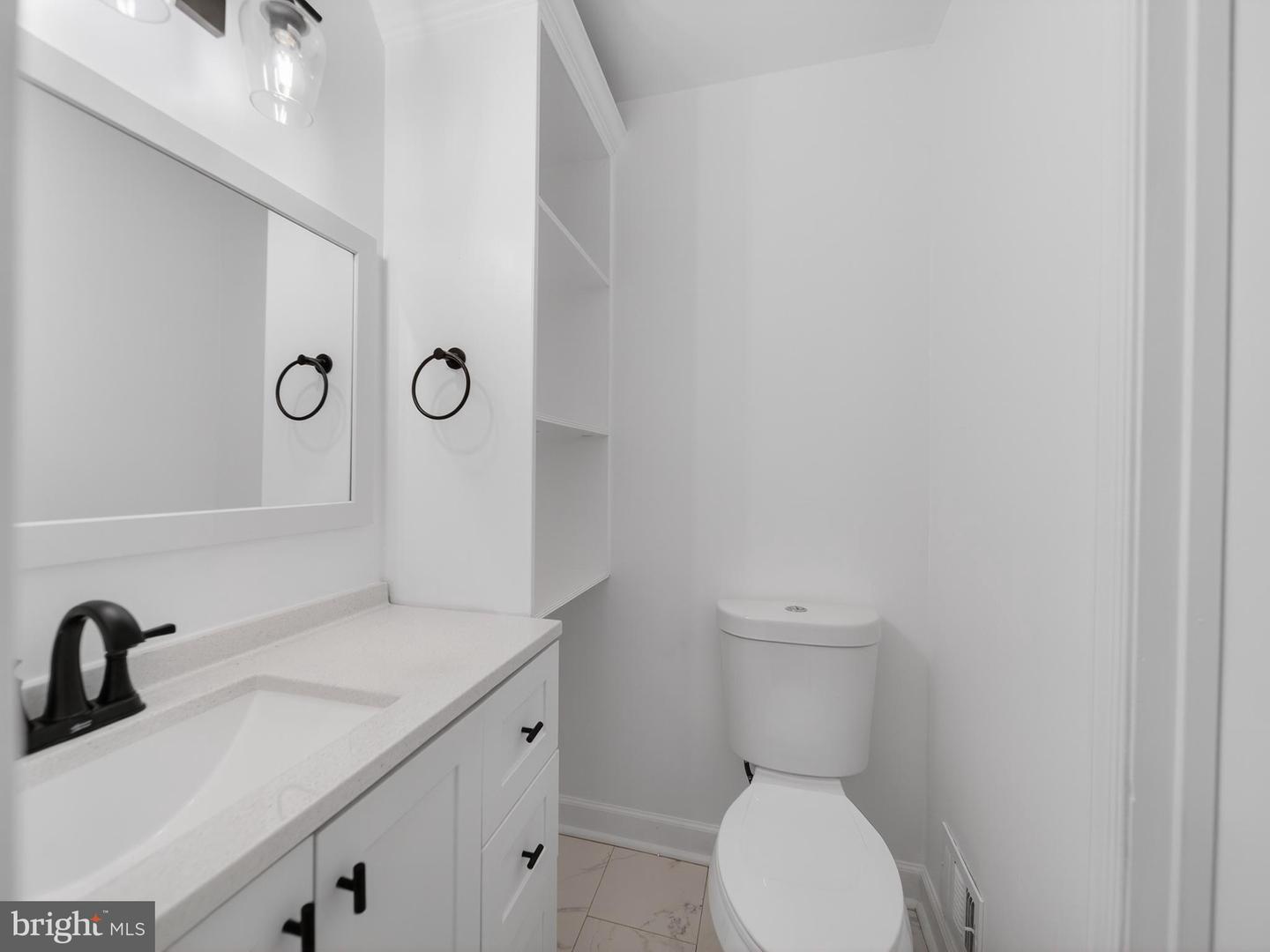 5552 PEPPERCORN DR, BURKE, Virginia 22015, 3 Bedrooms Bedrooms, ,2 BathroomsBathrooms,Residential,For sale,5552 PEPPERCORN DR,VAFX2290054 MLS # VAFX2290054