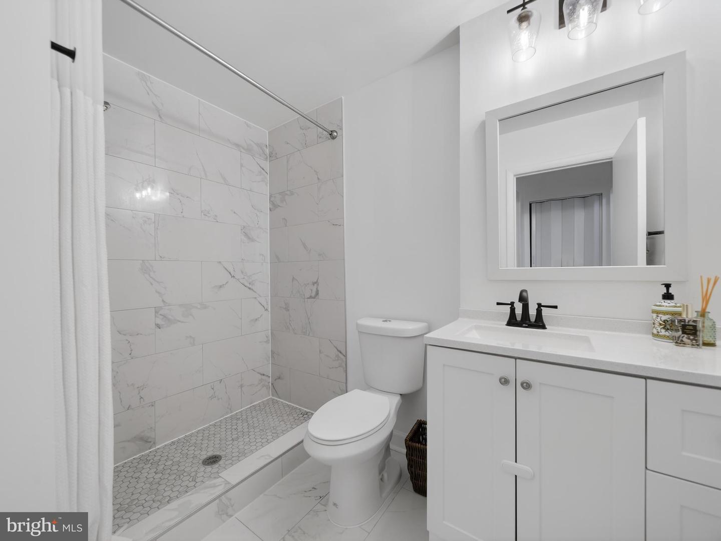 5552 PEPPERCORN DR, BURKE, Virginia 22015, 3 Bedrooms Bedrooms, ,2 BathroomsBathrooms,Residential,For sale,5552 PEPPERCORN DR,VAFX2290054 MLS # VAFX2290054