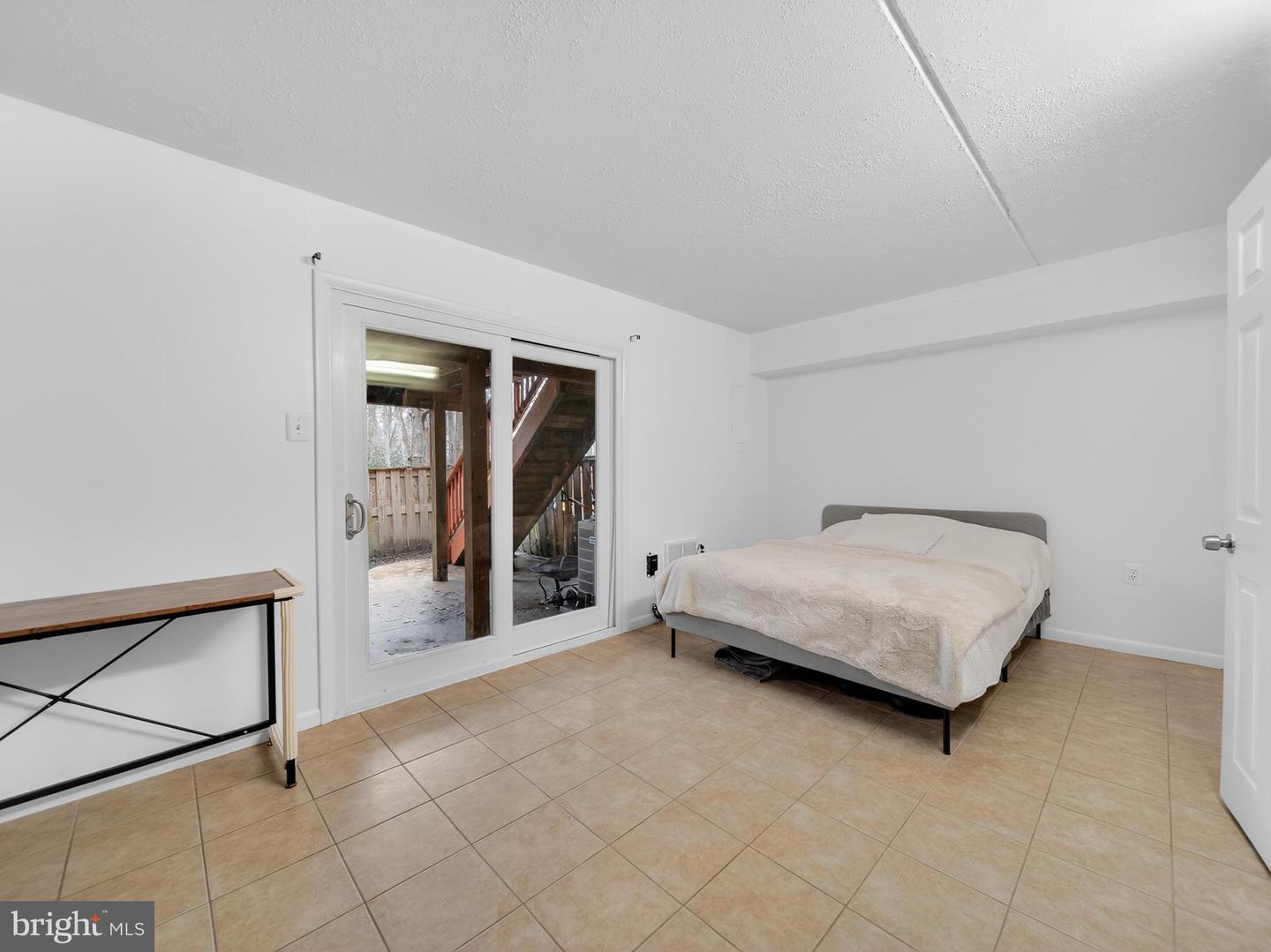 5552 PEPPERCORN DR, BURKE, Virginia 22015, 3 Bedrooms Bedrooms, ,2 BathroomsBathrooms,Residential,For sale,5552 PEPPERCORN DR,VAFX2290054 MLS # VAFX2290054