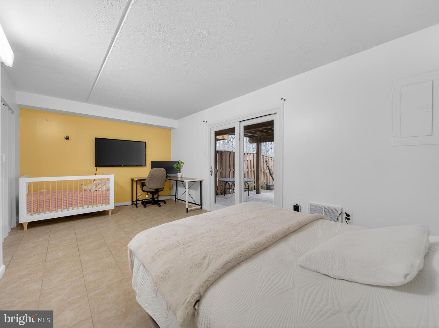 5552 PEPPERCORN DR, BURKE, Virginia 22015, 3 Bedrooms Bedrooms, ,2 BathroomsBathrooms,Residential,For sale,5552 PEPPERCORN DR,VAFX2290054 MLS # VAFX2290054