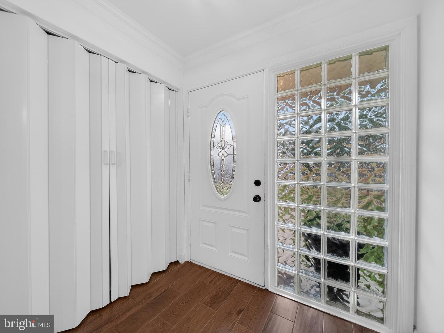 5552 PEPPERCORN DR, BURKE, Virginia 22015, 3 Bedrooms Bedrooms, ,2 BathroomsBathrooms,Residential,For sale,5552 PEPPERCORN DR,VAFX2290054 MLS # VAFX2290054