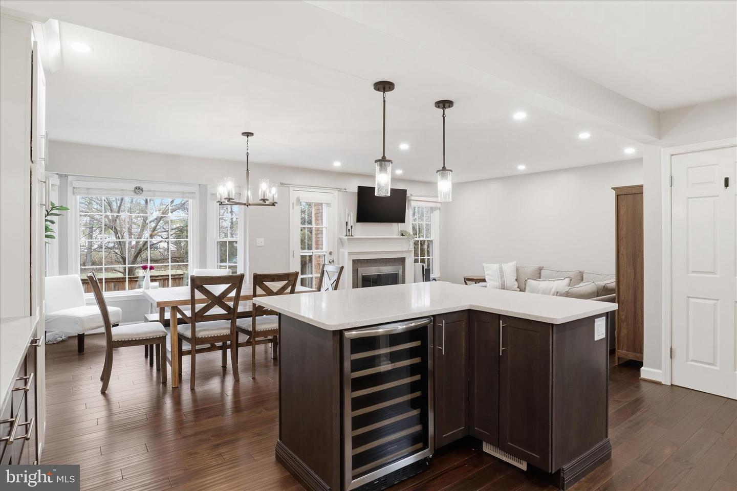 1787 DUFFIELD LN, ALEXANDRIA, Virginia 22307, 3 Bedrooms Bedrooms, ,3 BathroomsBathrooms,Residential,For sale,1787 DUFFIELD LN,VAFX2290082 MLS # VAFX2290082