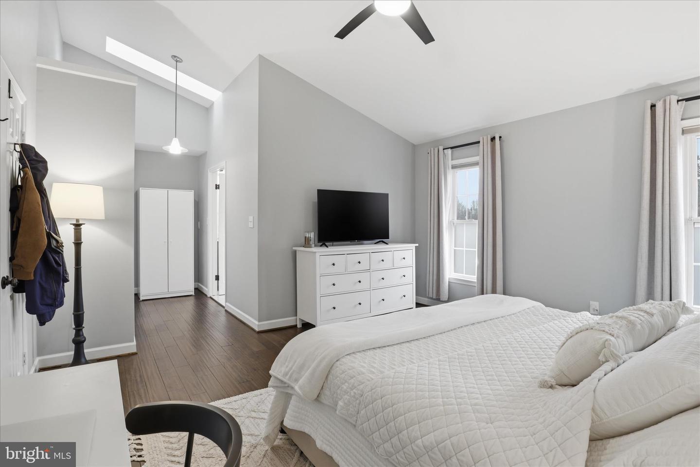 1787 DUFFIELD LN, ALEXANDRIA, Virginia 22307, 3 Bedrooms Bedrooms, ,3 BathroomsBathrooms,Residential,For sale,1787 DUFFIELD LN,VAFX2290082 MLS # VAFX2290082