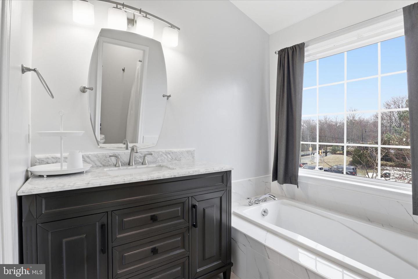 1787 DUFFIELD LN, ALEXANDRIA, Virginia 22307, 3 Bedrooms Bedrooms, ,3 BathroomsBathrooms,Residential,For sale,1787 DUFFIELD LN,VAFX2290082 MLS # VAFX2290082