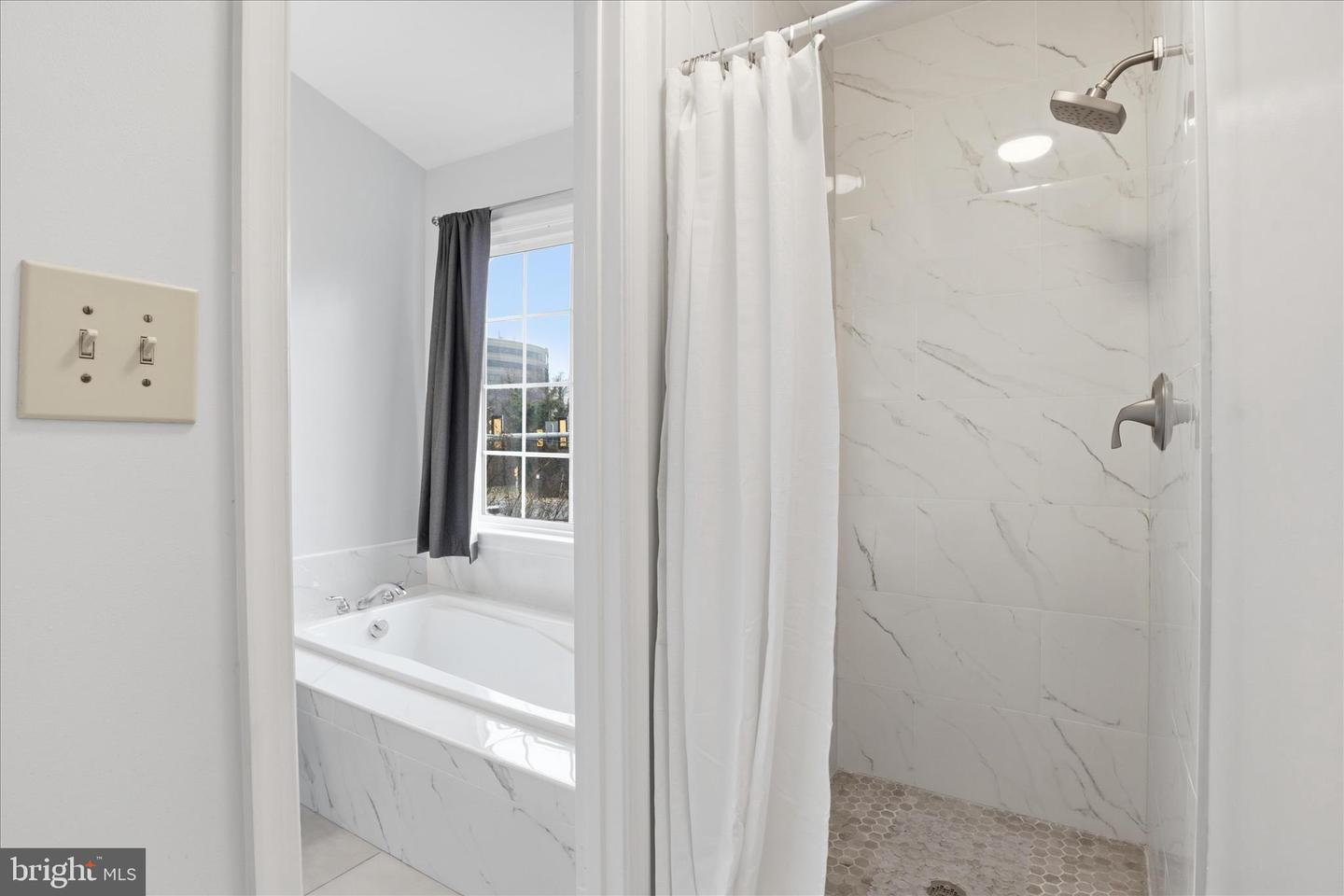 1787 DUFFIELD LN, ALEXANDRIA, Virginia 22307, 3 Bedrooms Bedrooms, ,3 BathroomsBathrooms,Residential,For sale,1787 DUFFIELD LN,VAFX2290082 MLS # VAFX2290082