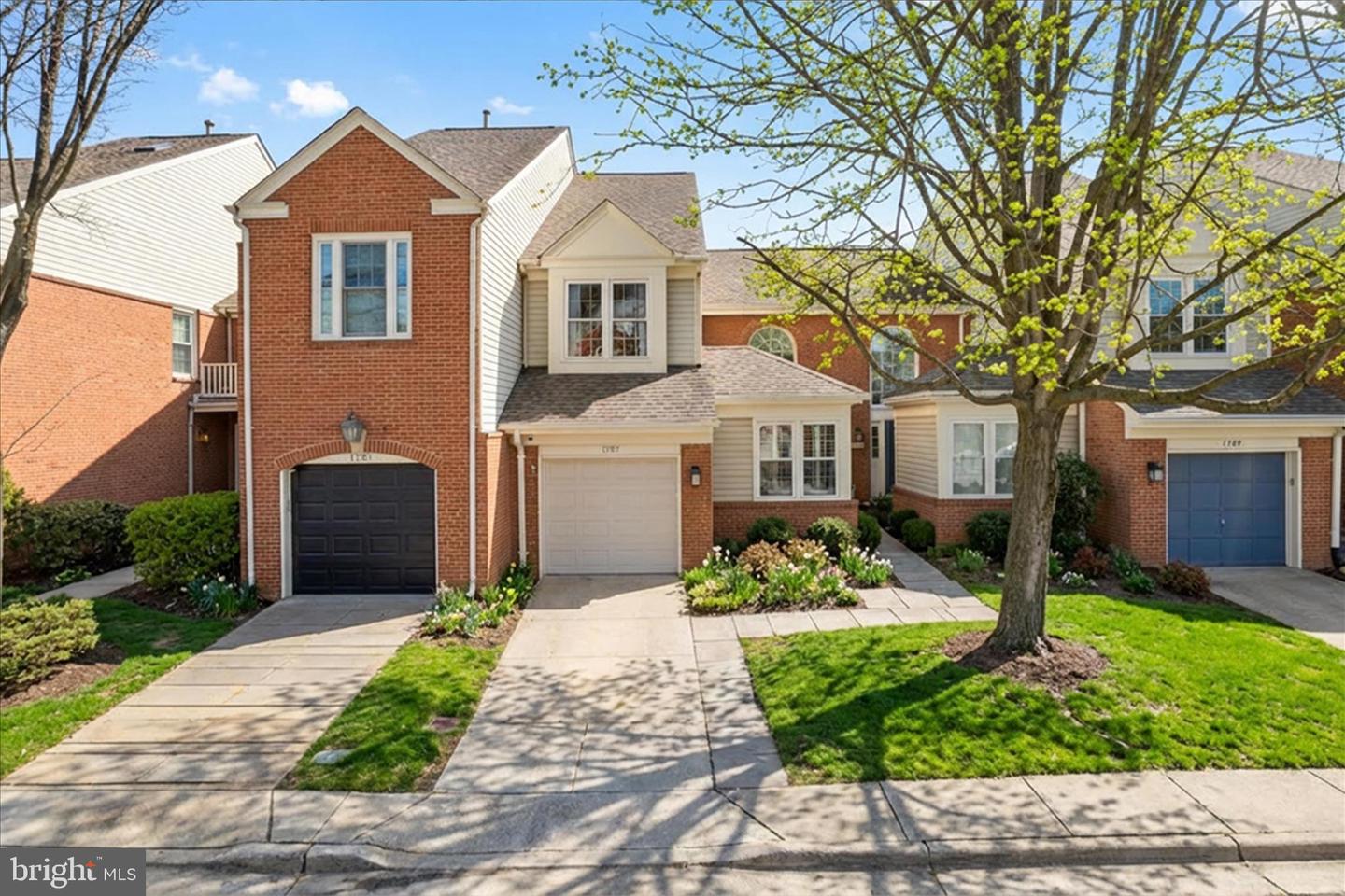 1787 DUFFIELD LN, ALEXANDRIA, Virginia 22307, 3 Bedrooms Bedrooms, ,3 BathroomsBathrooms,Residential,For sale,1787 DUFFIELD LN,VAFX2290082 MLS # VAFX2290082