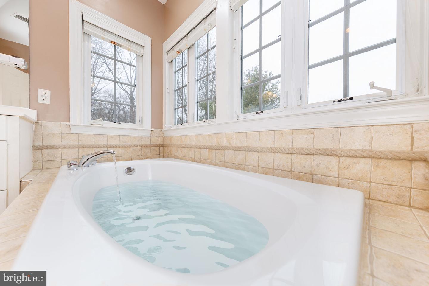 5638 LICK RIVER LN, GAINESVILLE, Virginia 20155, 4 Bedrooms Bedrooms, ,4 BathroomsBathrooms,Residential,For sale,5638 LICK RIVER LN,VAPW2112186 MLS # VAPW2112186