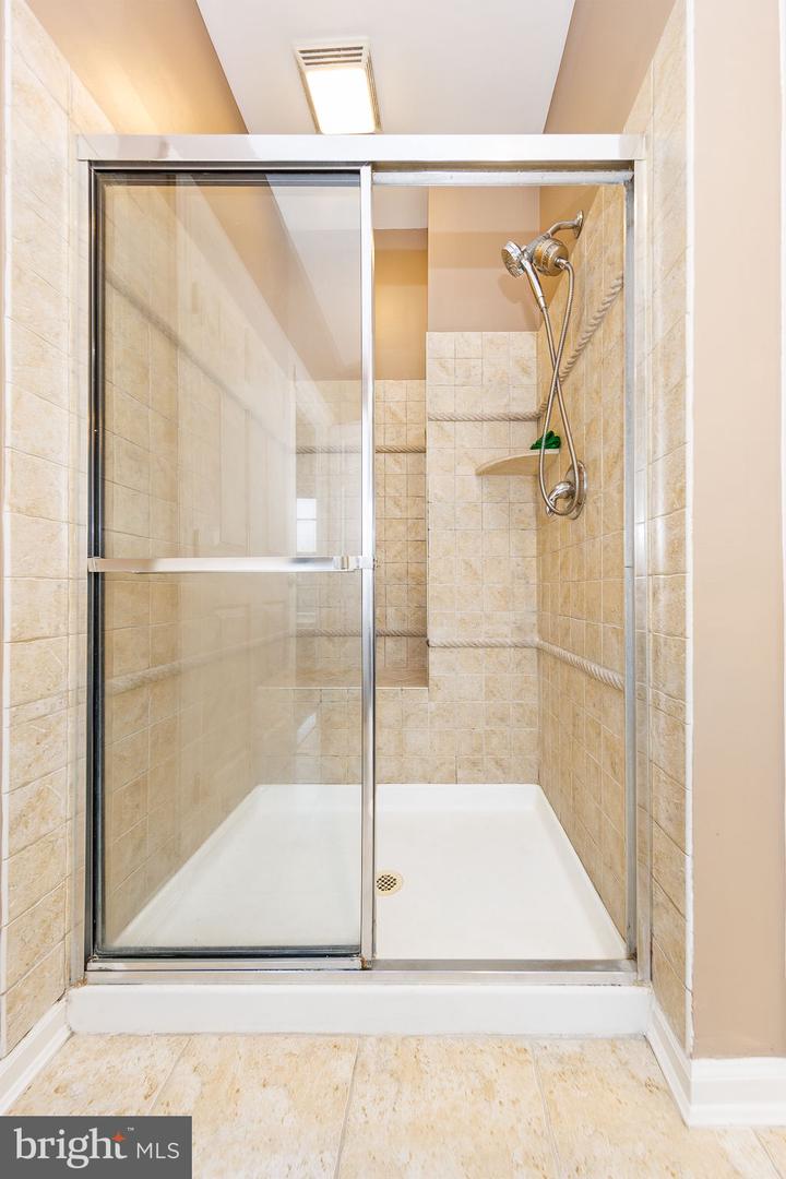 5638 LICK RIVER LN, GAINESVILLE, Virginia 20155, 4 Bedrooms Bedrooms, ,4 BathroomsBathrooms,Residential,For sale,5638 LICK RIVER LN,VAPW2112186 MLS # VAPW2112186