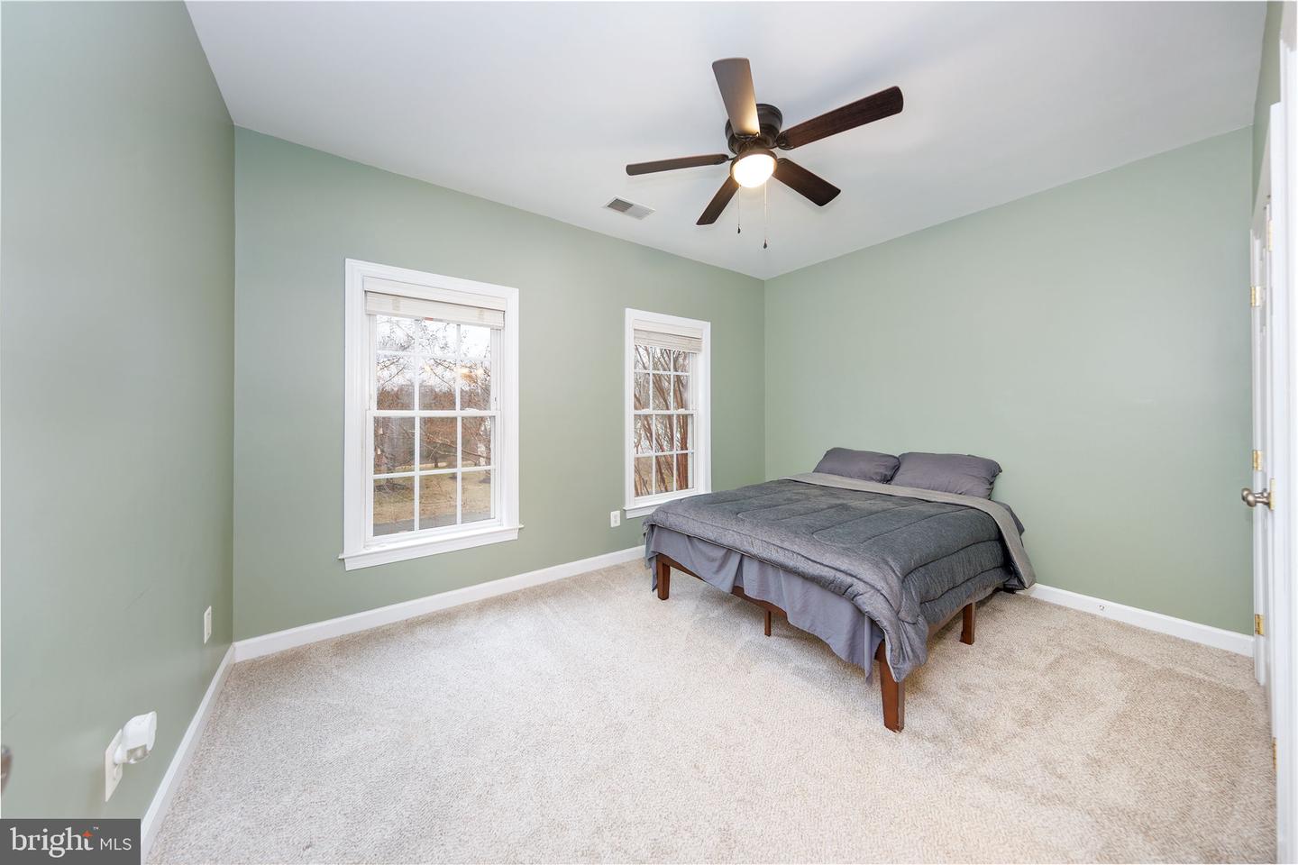 5638 LICK RIVER LN, GAINESVILLE, Virginia 20155, 4 Bedrooms Bedrooms, ,4 BathroomsBathrooms,Residential,For sale,5638 LICK RIVER LN,VAPW2112186 MLS # VAPW2112186