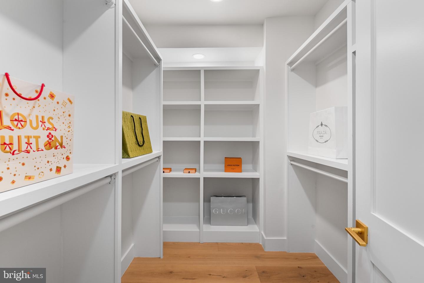 515 KENTUCKY AVE SE, WASHINGTON, District Of Columbia 20003, 5 Bedrooms Bedrooms, ,4 BathroomsBathrooms,Residential,For sale,515 KENTUCKY AVE SE,DCDC2245598 MLS # DCDC2245598