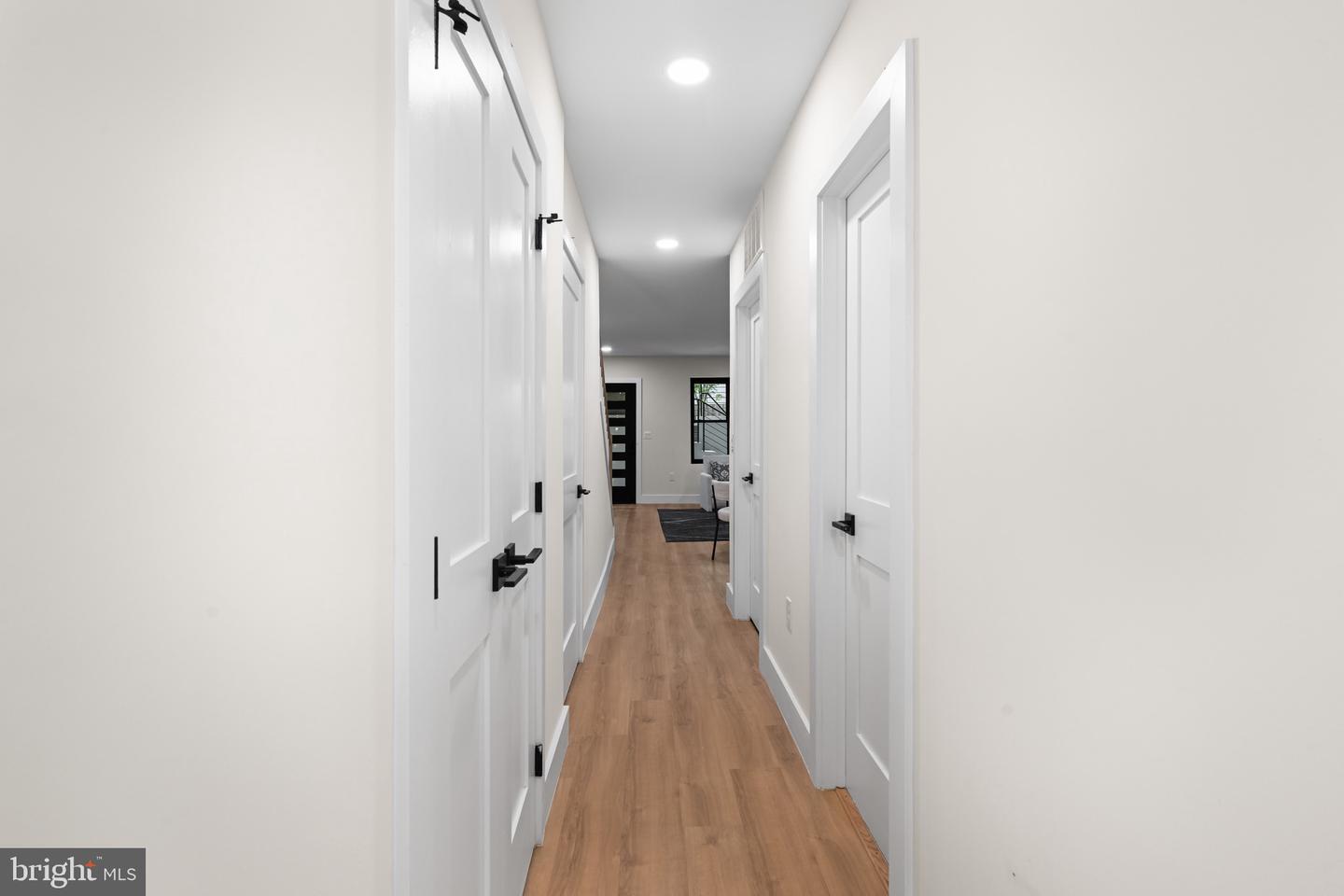 515 KENTUCKY AVE SE, WASHINGTON, District Of Columbia 20003, 5 Bedrooms Bedrooms, ,4 BathroomsBathrooms,Residential,For sale,515 KENTUCKY AVE SE,DCDC2245598 MLS # DCDC2245598