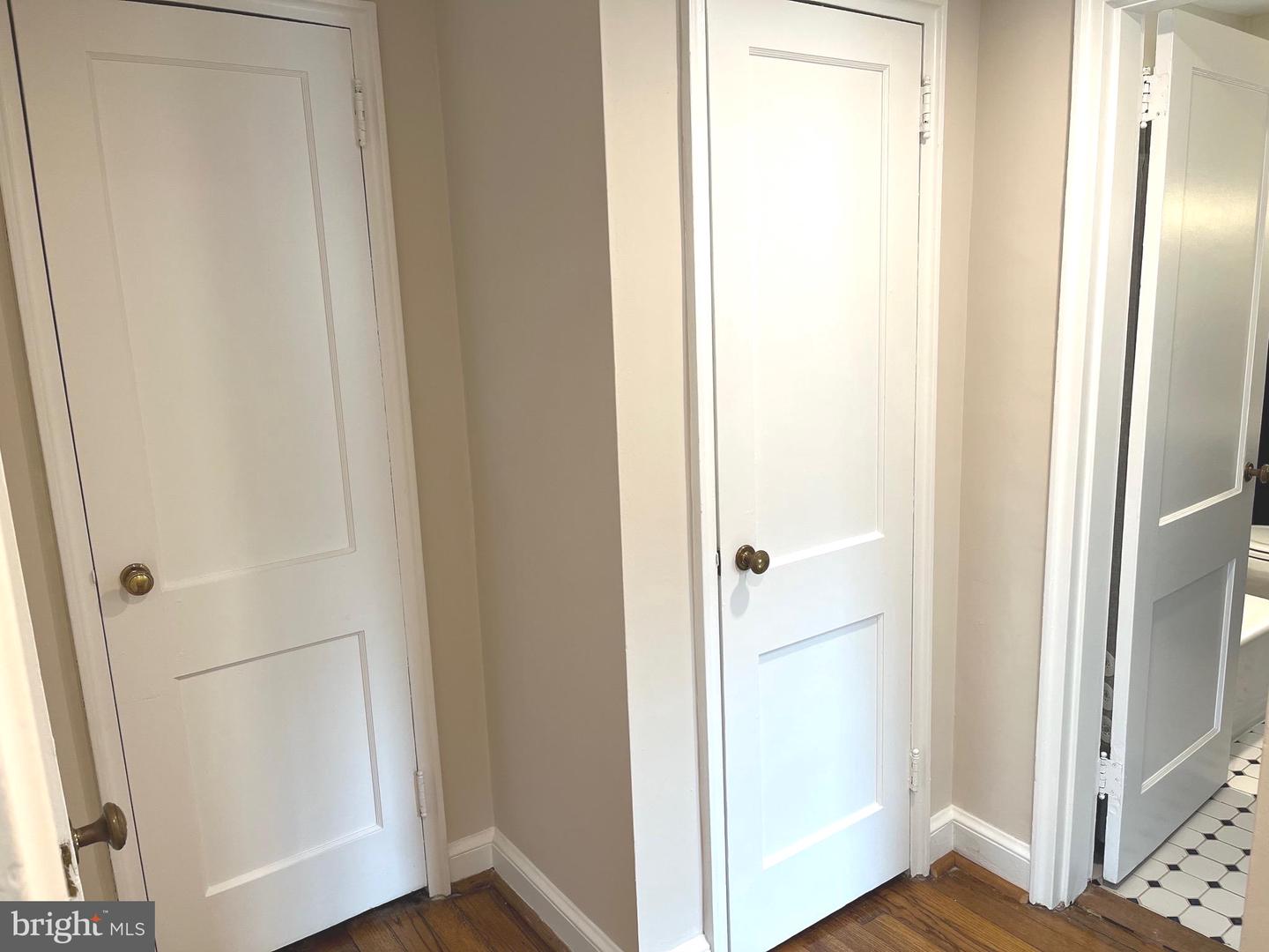 2900 13TH ST S #103, ARLINGTON, Virginia 22204, 2 Bedrooms Bedrooms, ,1 BathroomBathrooms,Residential,For sale,2900 13TH ST S #103,VAAR2068736 MLS # VAAR2068736