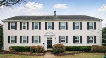 2900 13TH ST S #103, ARLINGTON, Virginia 22204, 2 Bedrooms Bedrooms, ,1 BathroomBathrooms,Residential,For sale,2900 13TH ST S #103,VAAR2068736 MLS # VAAR2068736