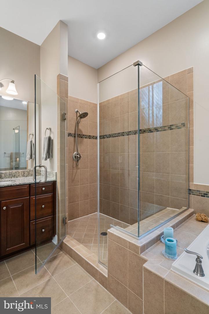 2493 POTOMAC RIVER BLVD, DUMFRIES, Virginia 22026, 3 Bedrooms Bedrooms, 10 Rooms Rooms,3 BathroomsBathrooms,Residential,For sale,2493 POTOMAC RIVER BLVD,VAPW2112280 MLS # VAPW2112280