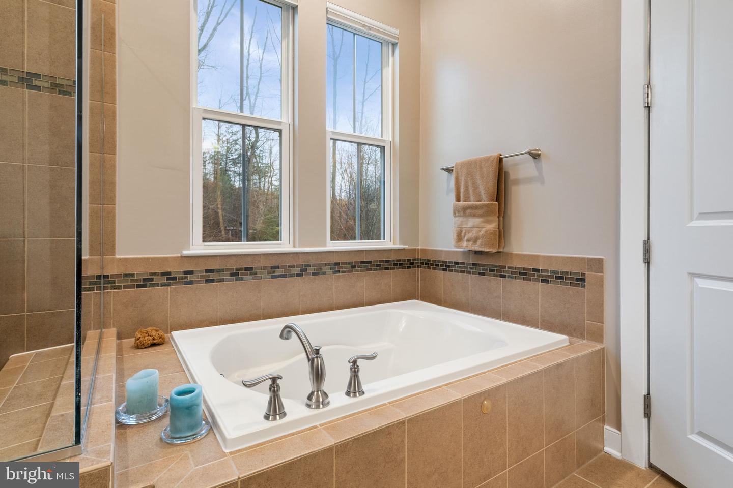 2493 POTOMAC RIVER BLVD, DUMFRIES, Virginia 22026, 3 Bedrooms Bedrooms, 10 Rooms Rooms,3 BathroomsBathrooms,Residential,For sale,2493 POTOMAC RIVER BLVD,VAPW2112280 MLS # VAPW2112280