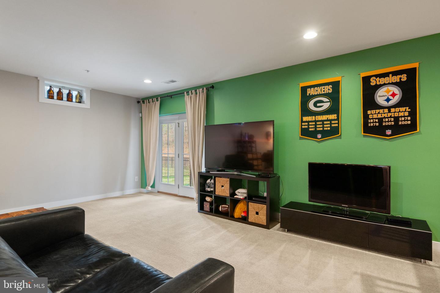 2493 POTOMAC RIVER BLVD, DUMFRIES, Virginia 22026, 3 Bedrooms Bedrooms, 10 Rooms Rooms,3 BathroomsBathrooms,Residential,For sale,2493 POTOMAC RIVER BLVD,VAPW2112280 MLS # VAPW2112280