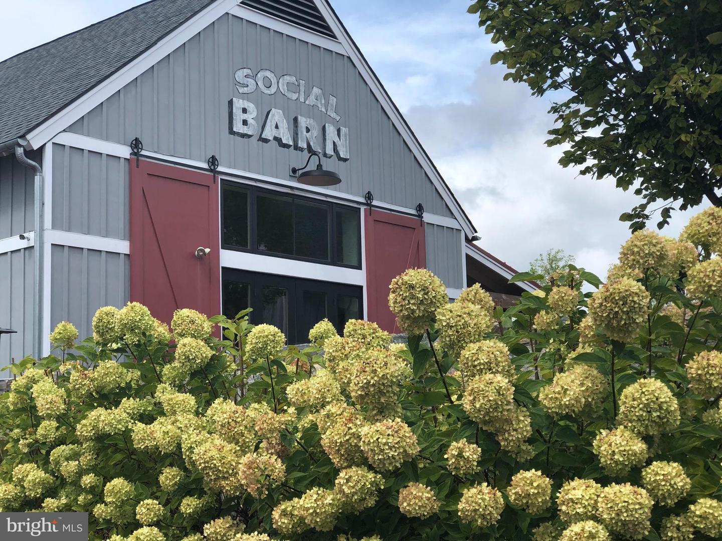 2493 POTOMAC RIVER BLVD, DUMFRIES, Virginia 22026, 3 Bedrooms Bedrooms, 10 Rooms Rooms,3 BathroomsBathrooms,Residential,For sale,2493 POTOMAC RIVER BLVD,VAPW2112280 MLS # VAPW2112280