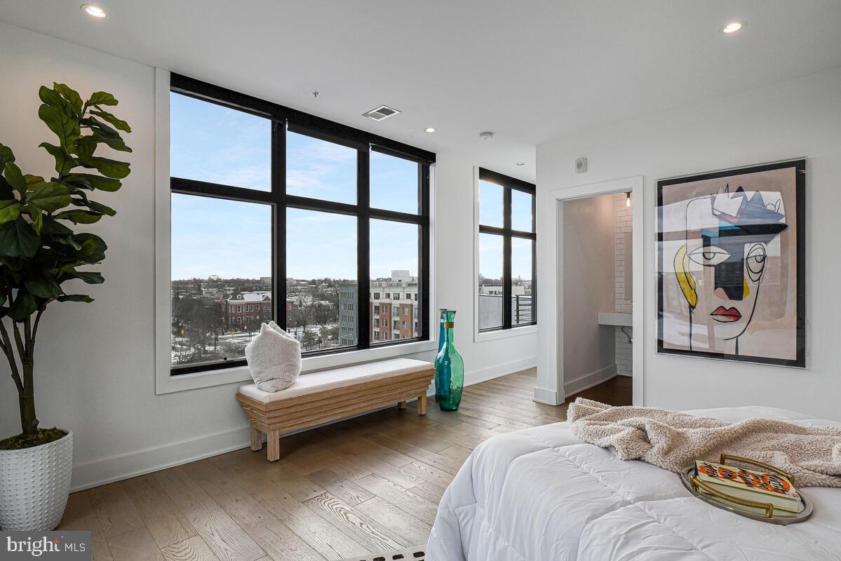 1402 H ST NE #504, WASHINGTON, District Of Columbia 20002, 2 Bedrooms Bedrooms, ,2 BathroomsBathrooms,Residential,For sale,1402 H ST NE #504,DCDC2245640 MLS # DCDC2245640