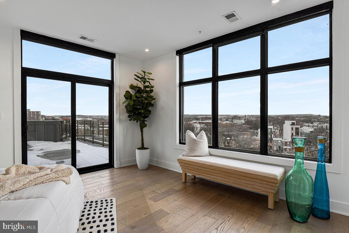 1402 H ST NE #504, WASHINGTON, District Of Columbia 20002, 2 Bedrooms Bedrooms, ,2 BathroomsBathrooms,Residential,For sale,1402 H ST NE #504,DCDC2245640 MLS # DCDC2245640